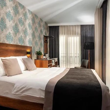 Hotel Bossuite Business