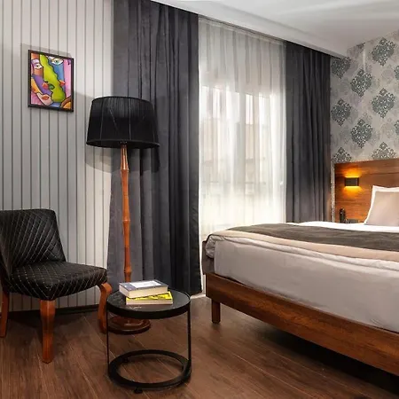 Bossuite Business Otel