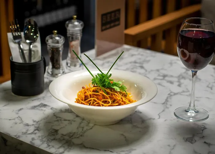 Hotel Bossuite Business