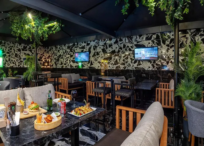 Bossuite Business Hotel *